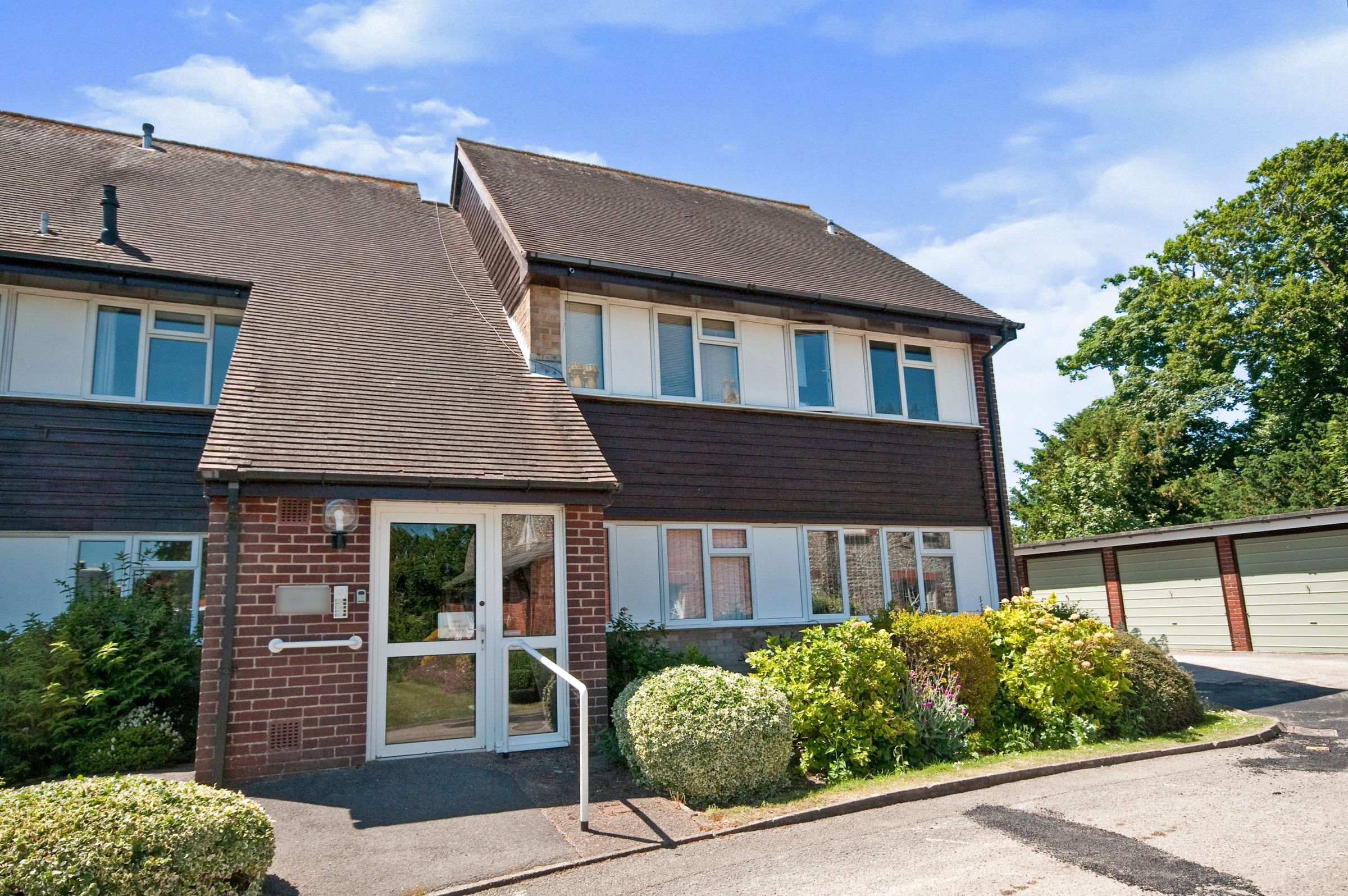 2 bed flat for sale in Vicarage Close, Ringmer, Lewes BN8 Zoopla