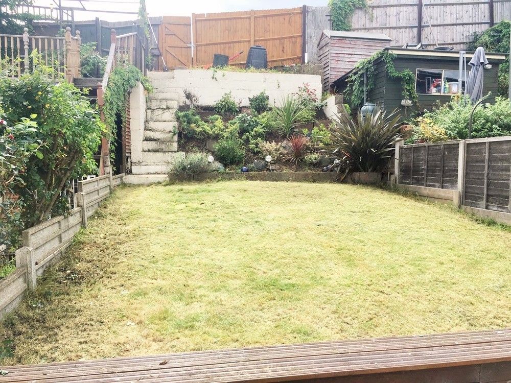 5 bed shared to rent in Milburn Road, Gillingham ME7 Zoopla