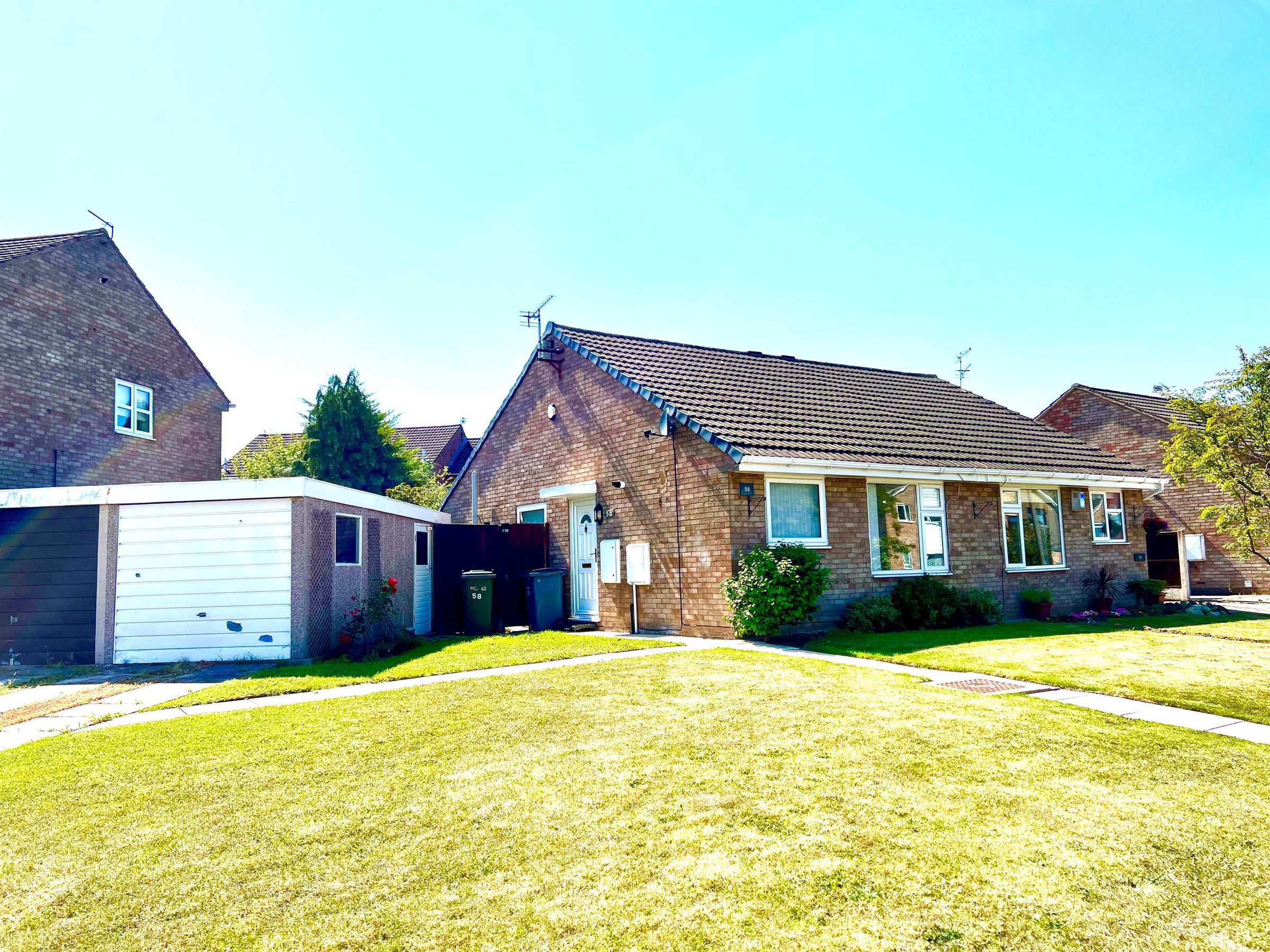 2 bed semidetached bungalow for sale in Heathbank Avenue, Irby, Wirral