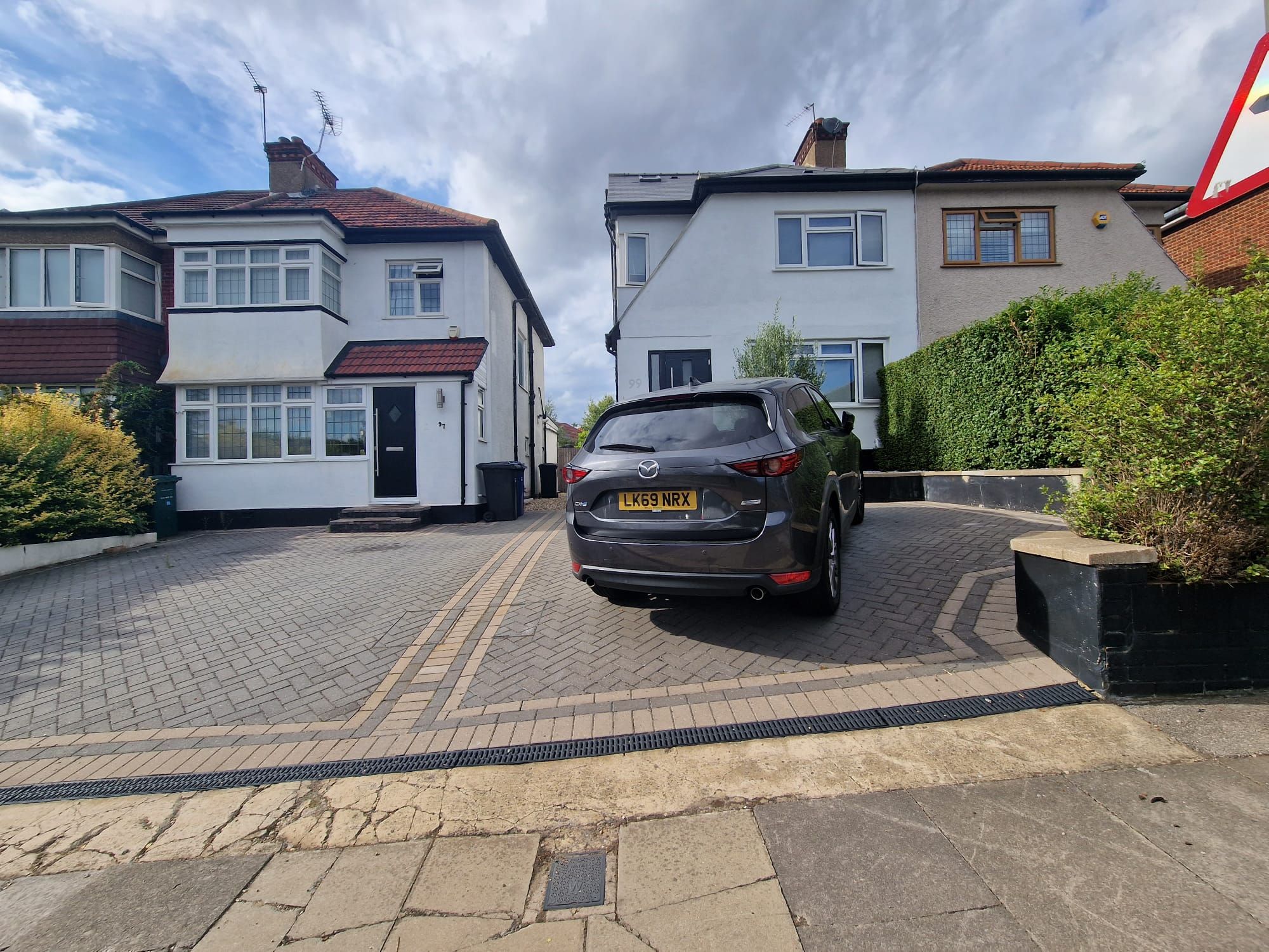 4 bed semidetached house for sale in Deans Lane, Edgware HA8 Zoopla
