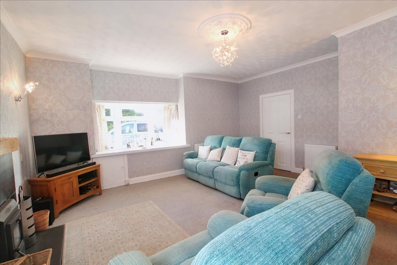 2 bed semidetached house for sale in Lanark Road, Carluke ML8 Zoopla