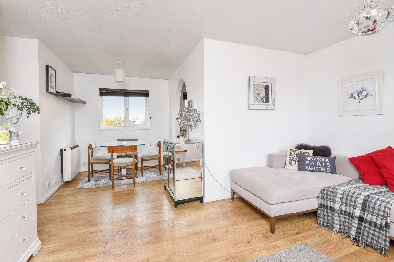 Peartree Avenue, Tooting SW17  