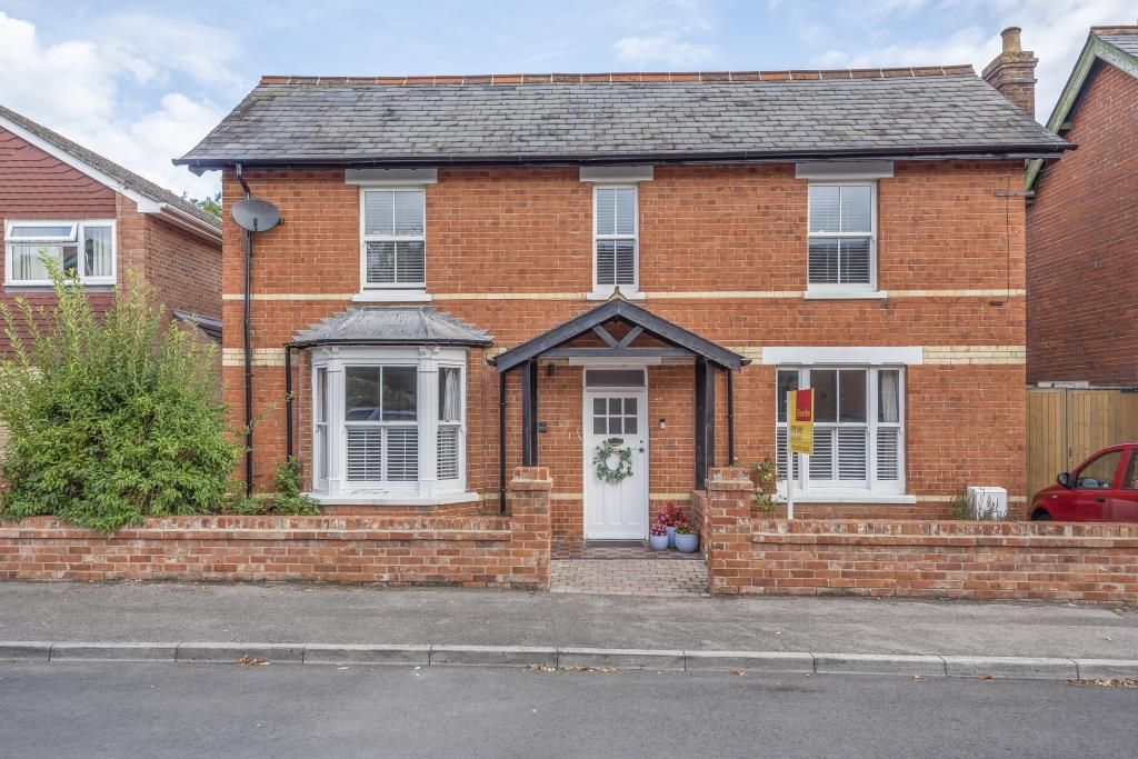 4 bed detached house for sale in Newbury, Berkshire RG14 Zoopla