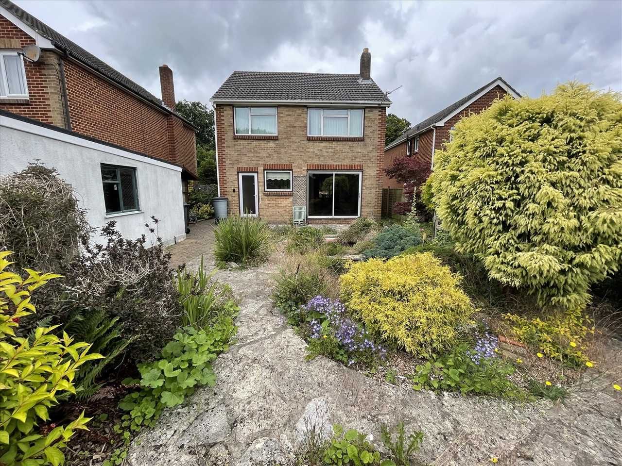 New Road, Northbourne, Bournemouth BH10