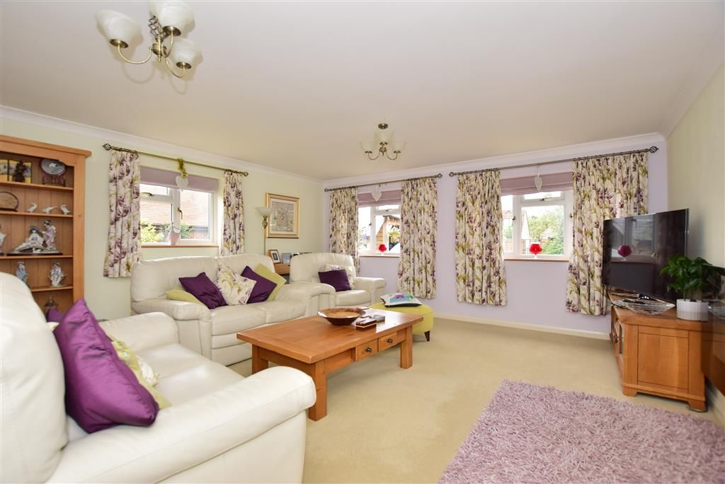 7 bed bungalow for sale in School Lane, BoughtonUnderBlean, Faversham