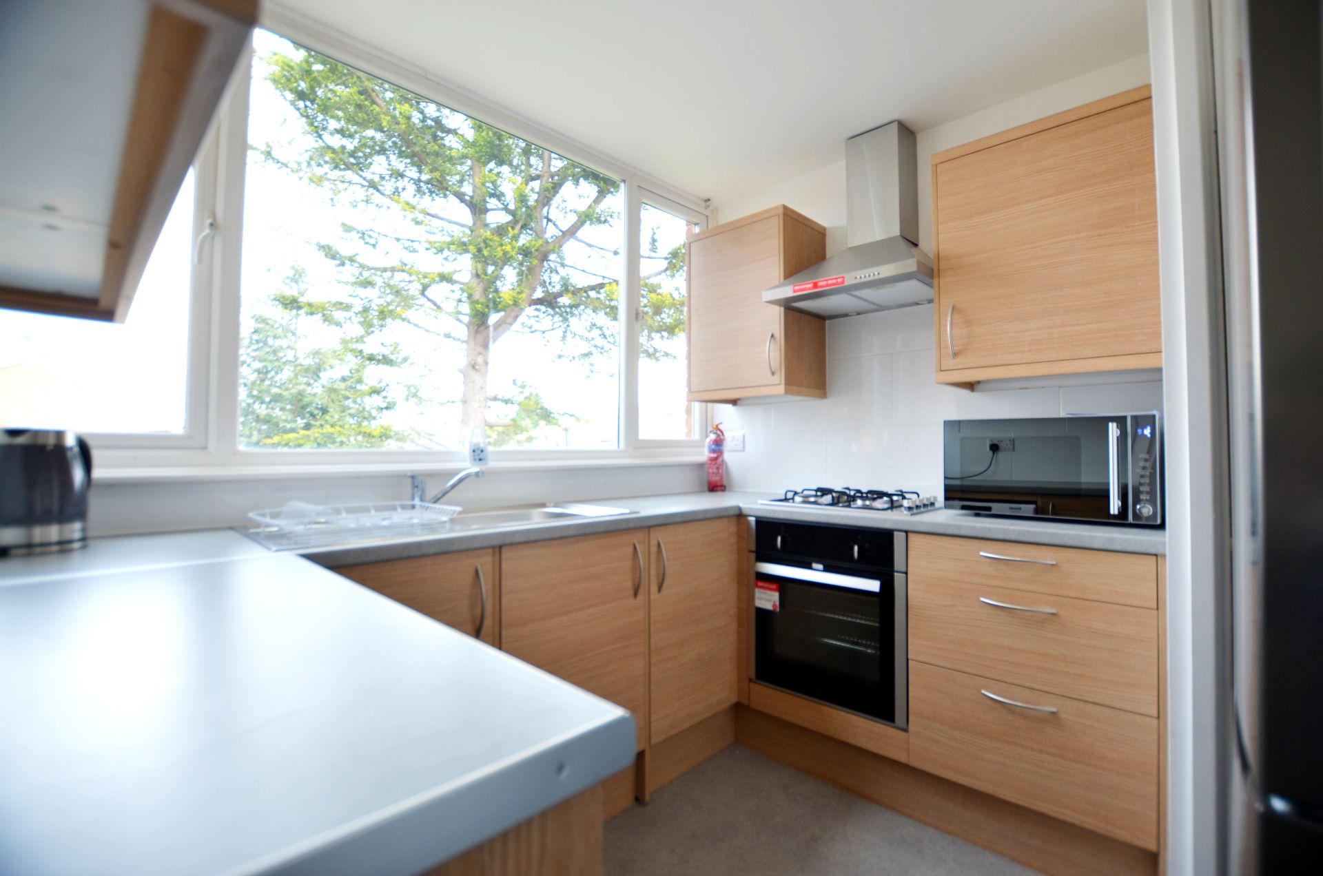 Room to rent in Kingsway, Blackwater, Camberley GU17 Zoopla