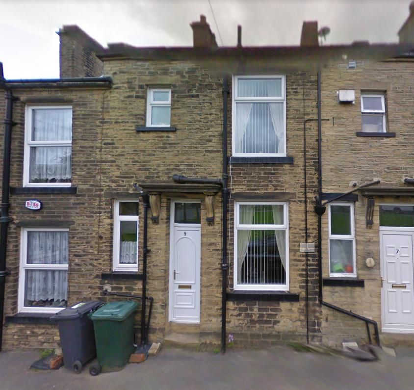 1 bed terraced house for sale in Moor Street, Queensbury, Bradford BD13