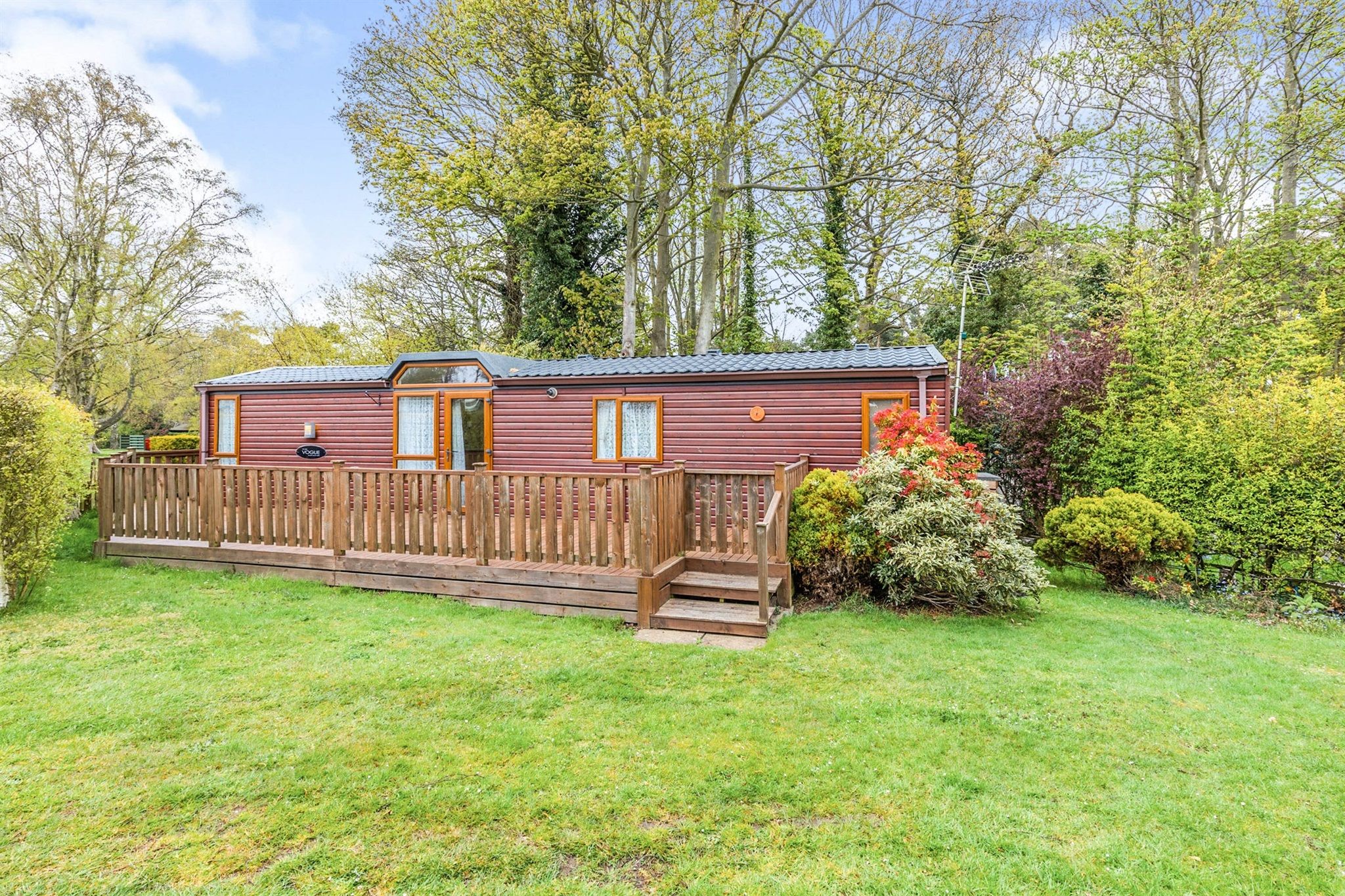2 bed lodge for sale in Northrepps Road, Northrepps, Cromer NR27 Zoopla