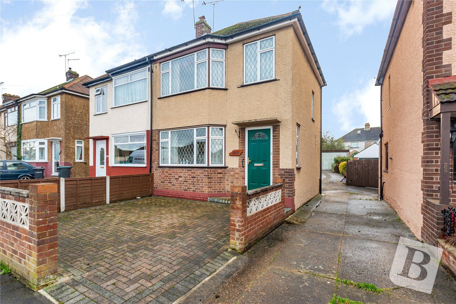 3 bed semidetached house for sale in Colyer Road, Northfleet