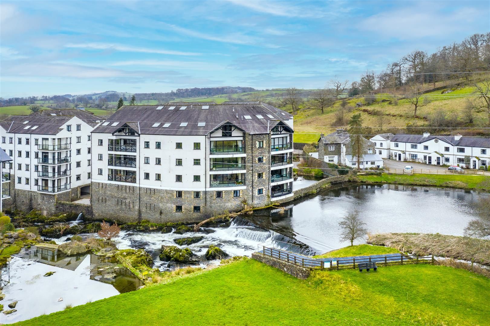 3 bed flat for sale in 9 Falcon Crag, Cowan Head, Burneside LA8 Zoopla