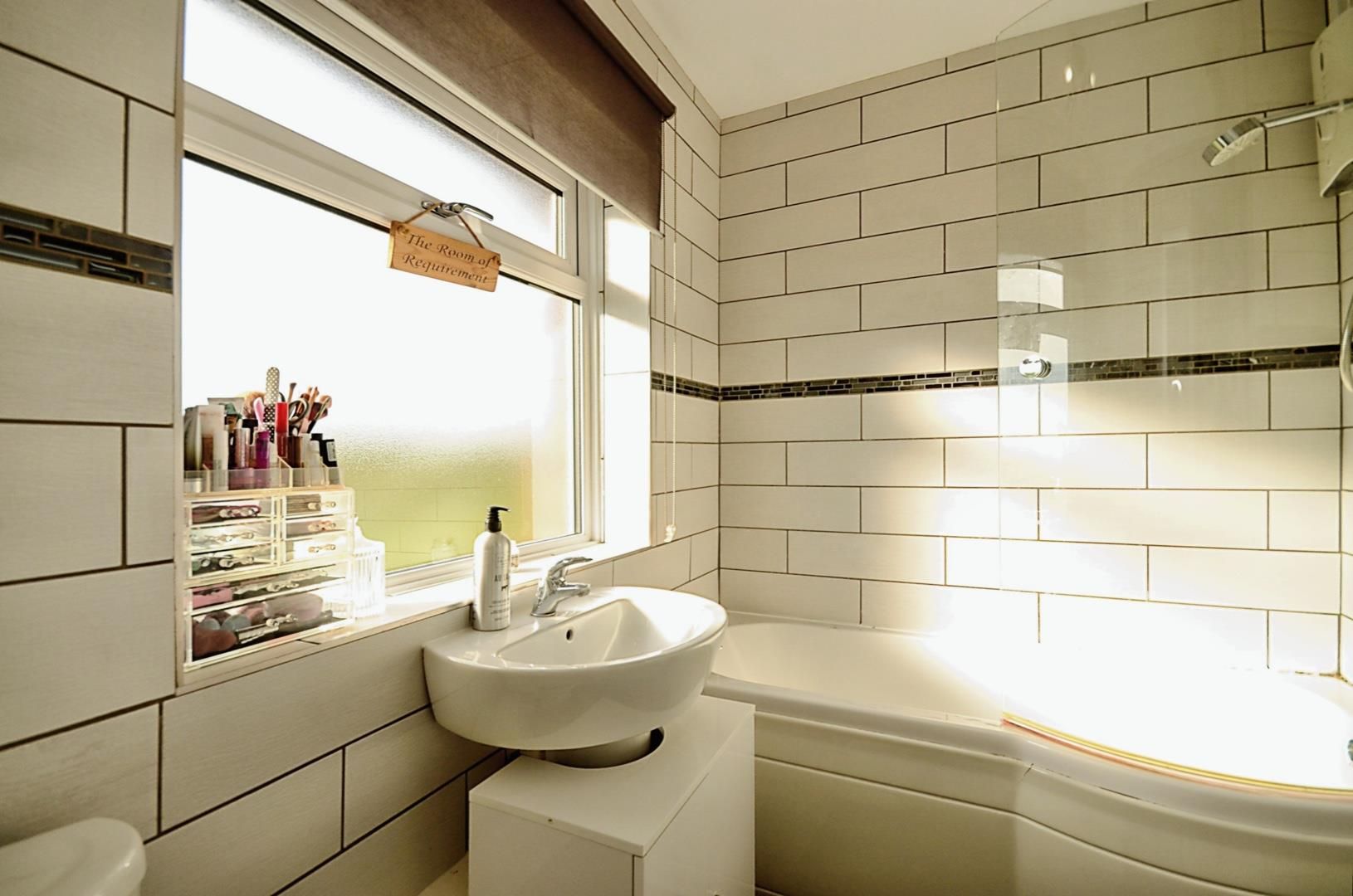 3 bed town house for sale in Lowedges Crescent, Lowedges, Sheffield S8 Zoopla