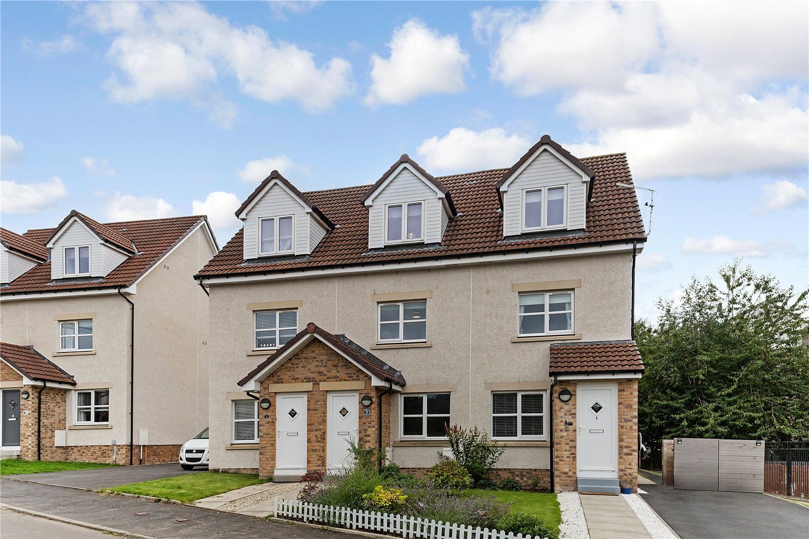 4 bed town house for sale in Berryknowes Drive, Glasgow G52 Zoopla