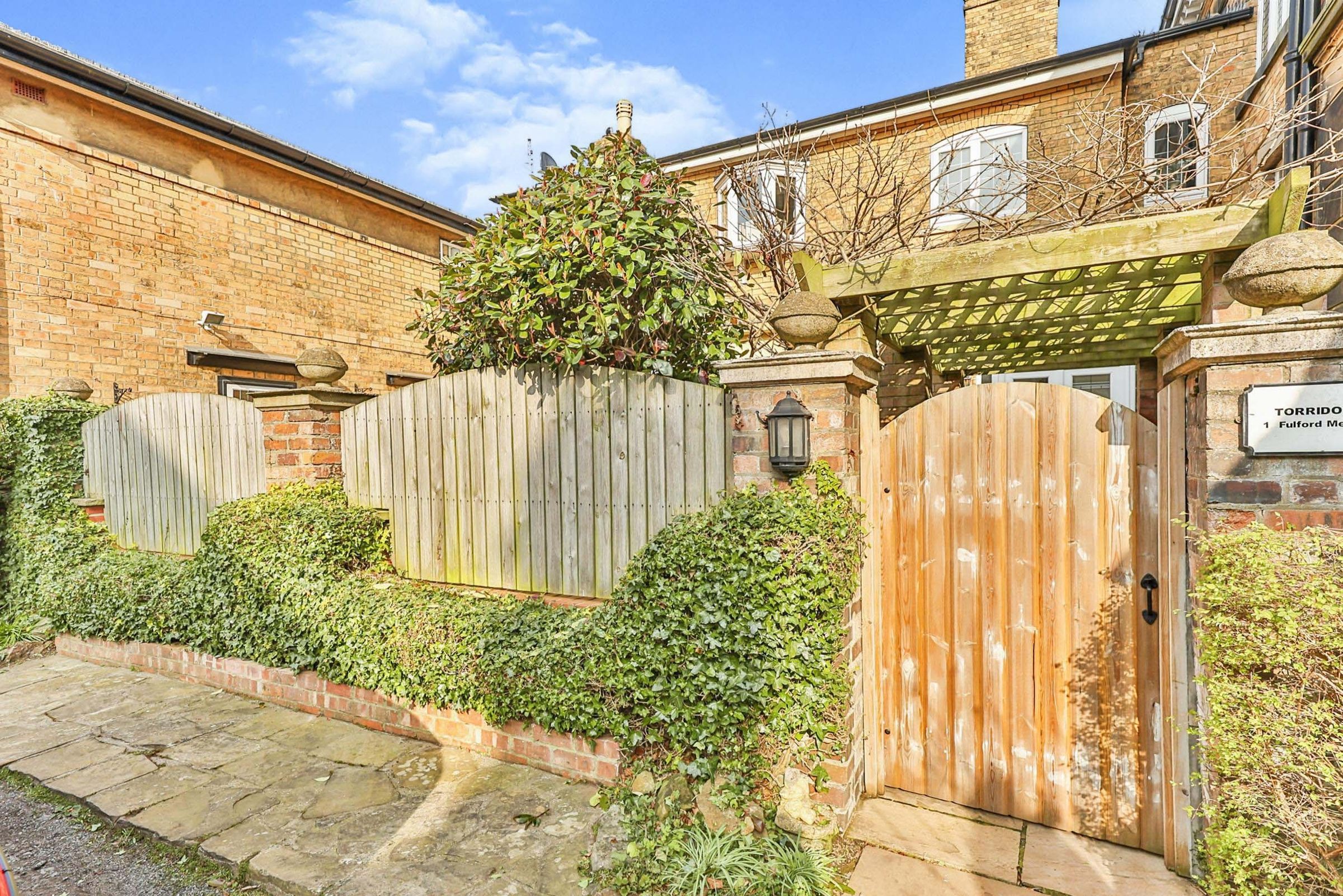 3 bed terraced house for sale in Fulford Mews, Scarborough, North