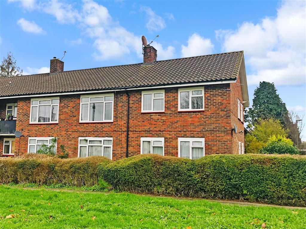 1 bed flat for sale in Honeysuckle Lane, Crawley, West Sussex RH11 Zoopla