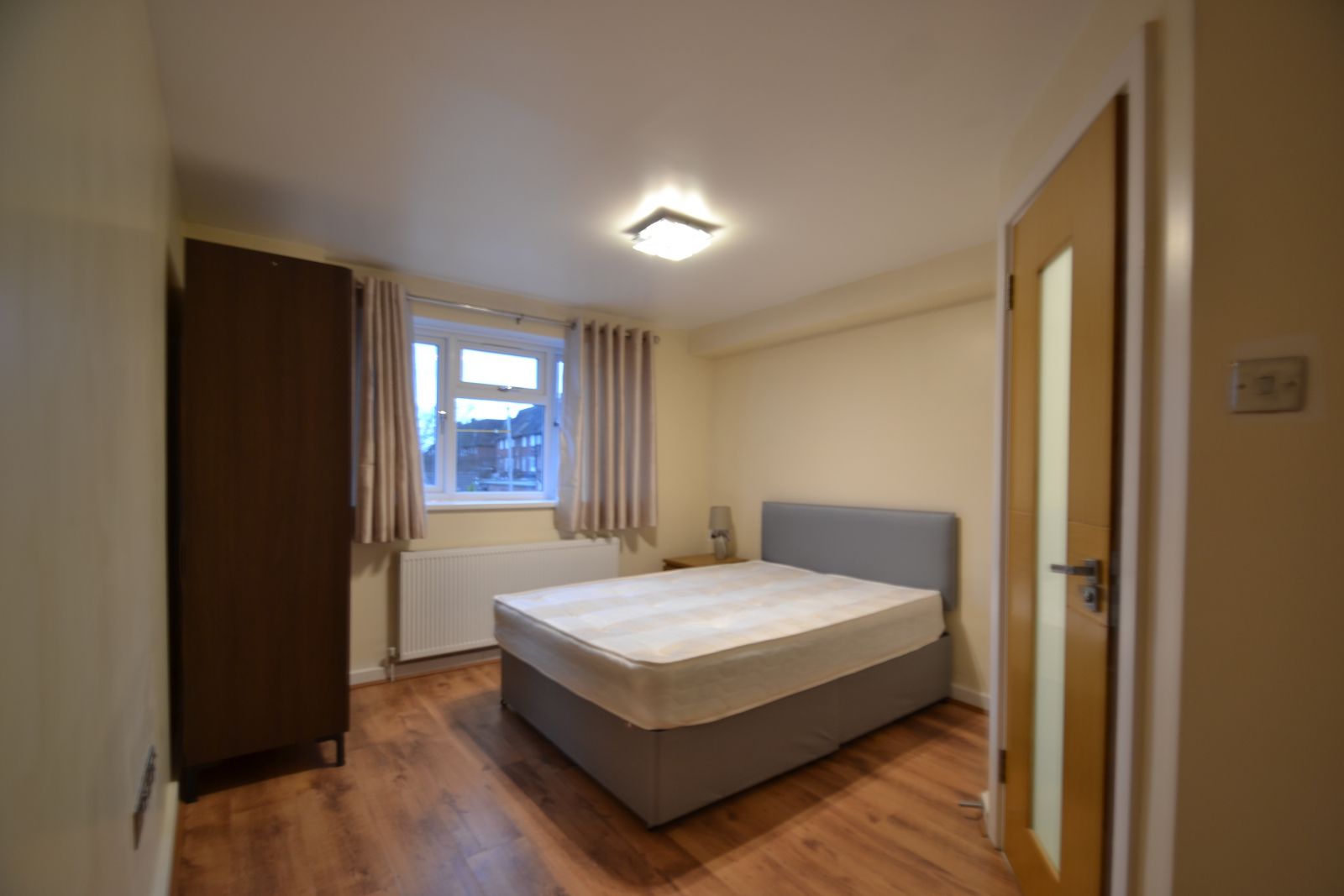 1 bed flat to rent in Sheaveshill Parade, Sheaveshill Avenue, London