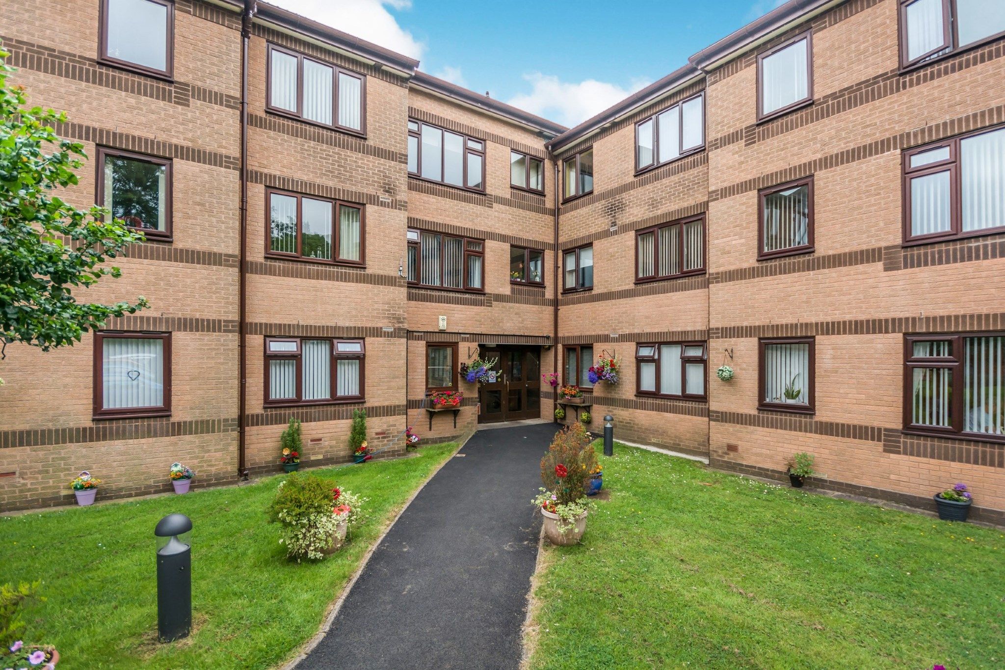 2 Bed Flat For Sale In Premier Court 100 Monyhull Hall Road 2 Bed Flat For Sale In Premier Court 100 Monyhull Hall Road