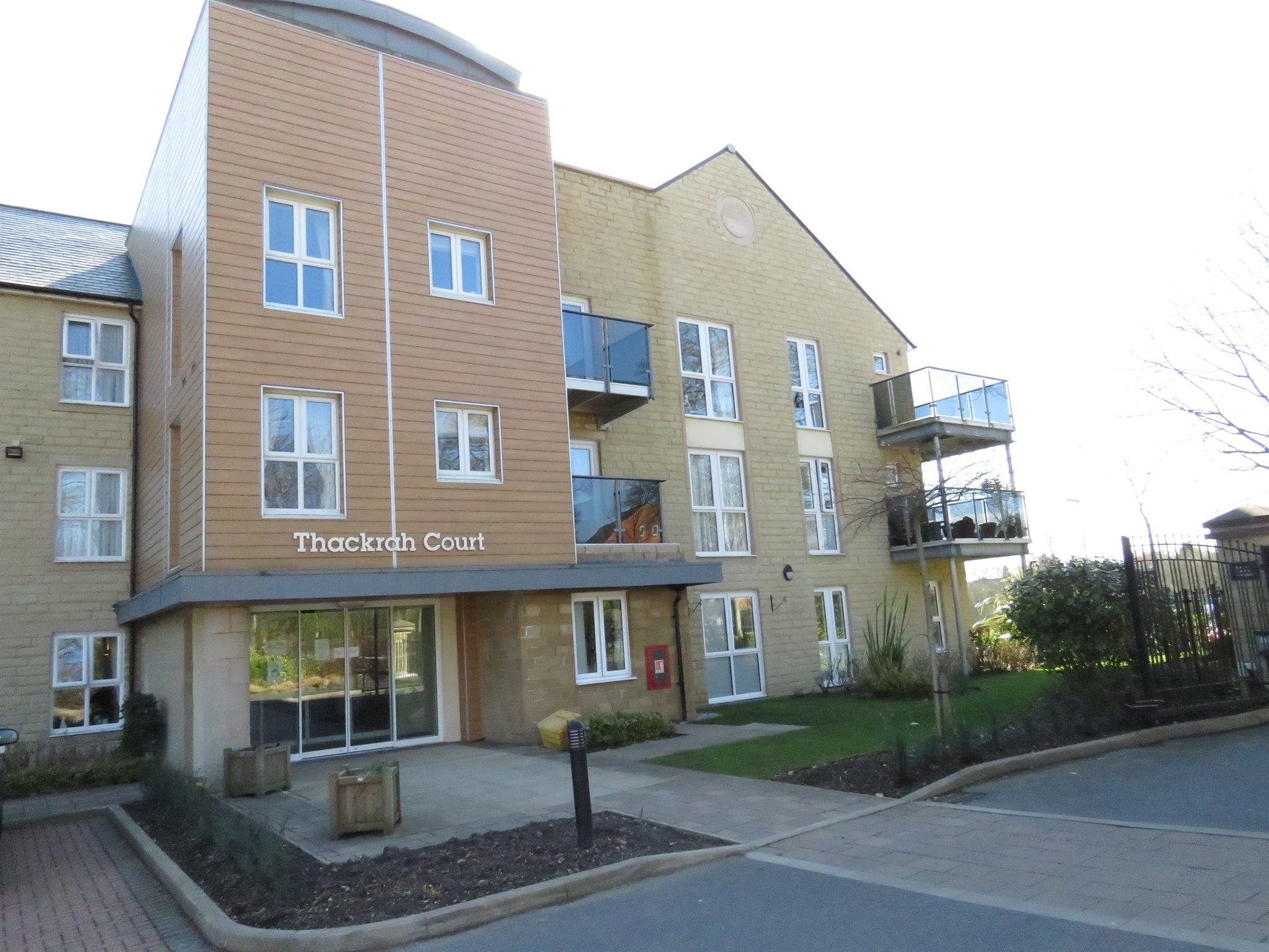 1 bed flat for sale in Squirrel Way, Leeds LS17 Zoopla