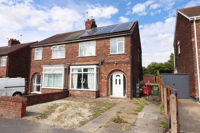 3 bed semidetached house for sale in Burnham Road, Scunthorpe DN15