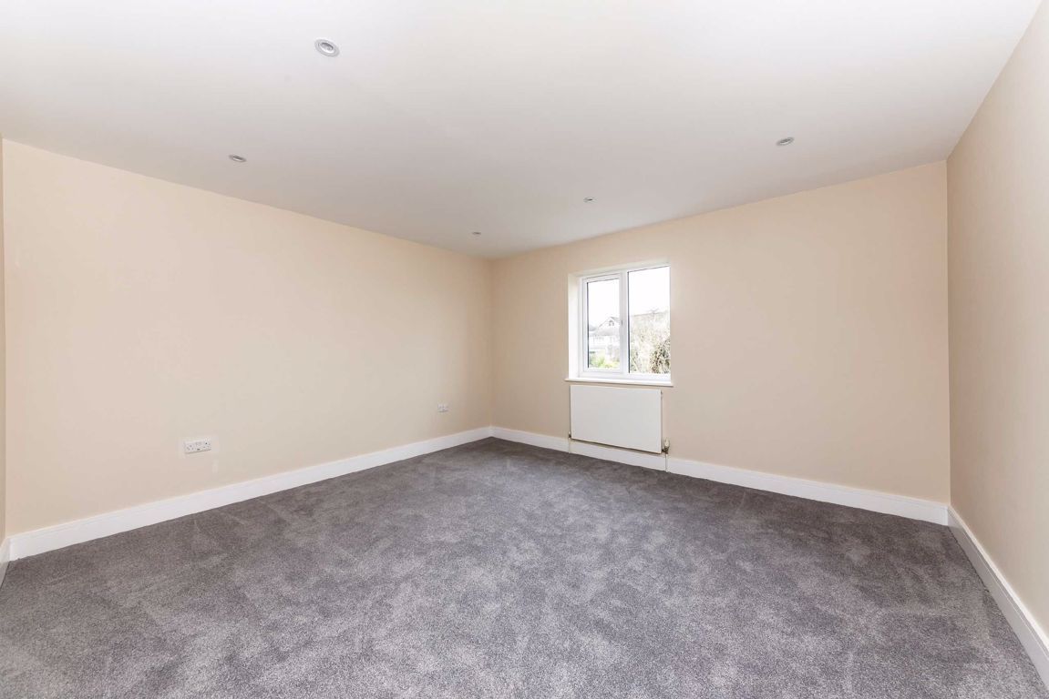 5 bed semidetached house for sale in Windermere Road, London SW15 Zoopla