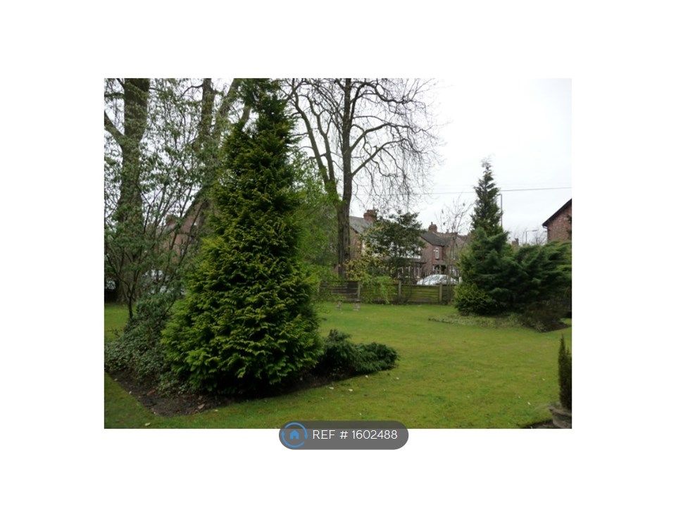 2 bed flat to rent in Sagar Lodge, Cheadle Hulme, Cheadle SK8 Zoopla