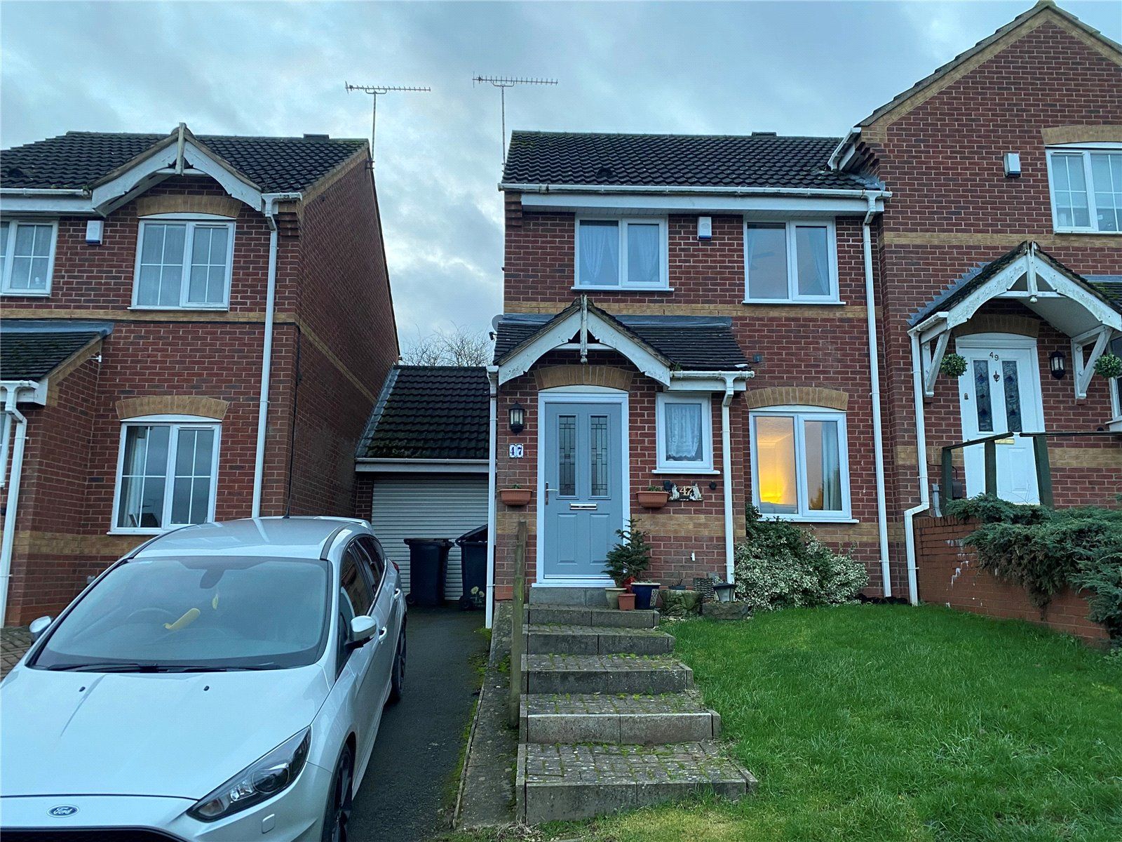 3 bed semidetached house for sale in Kings Meadow, Nuneaton, Warwickshire CV10 Zoopla