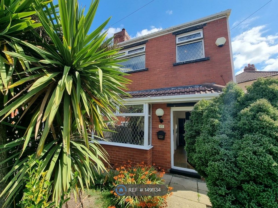 3 bed flat to rent in Grange Drive, Manchester M9 Zoopla