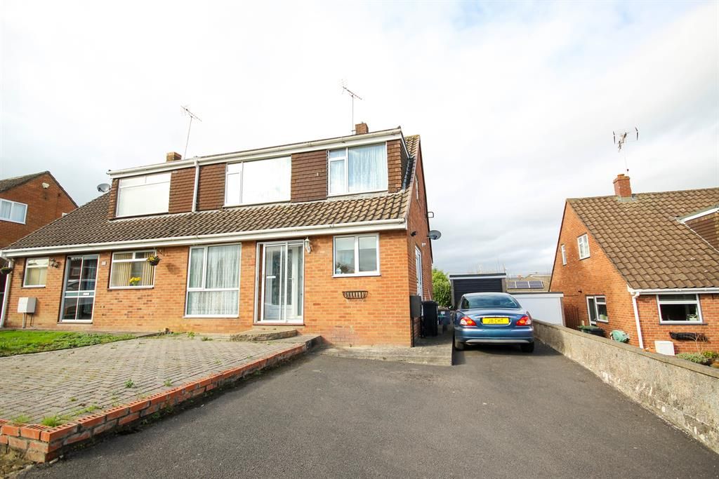 3 bed semidetached house for sale in Durham Road, Charfield, Wotton