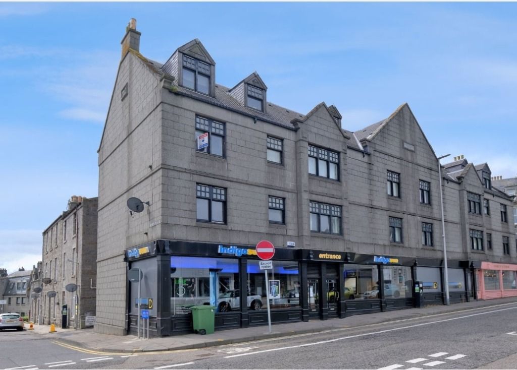 2 bed flat to rent in Rosemount Place, Rosemount, Aberdeen AB25 Zoopla