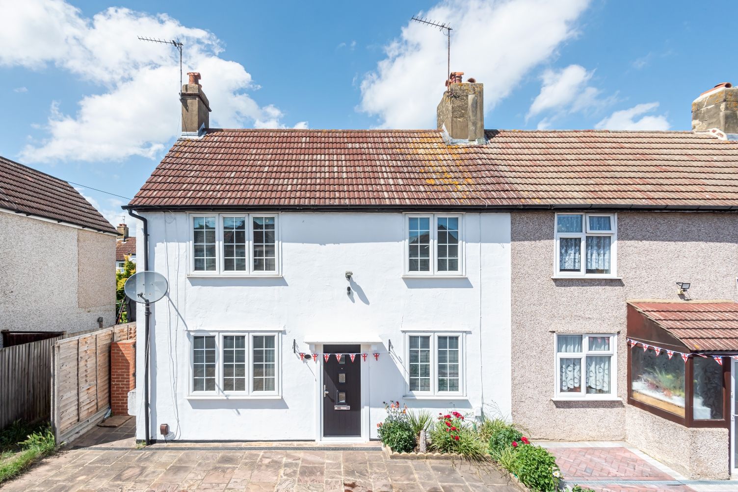 3 bed end terrace house for sale in Beech Walk, Crayford, Dartford DA1