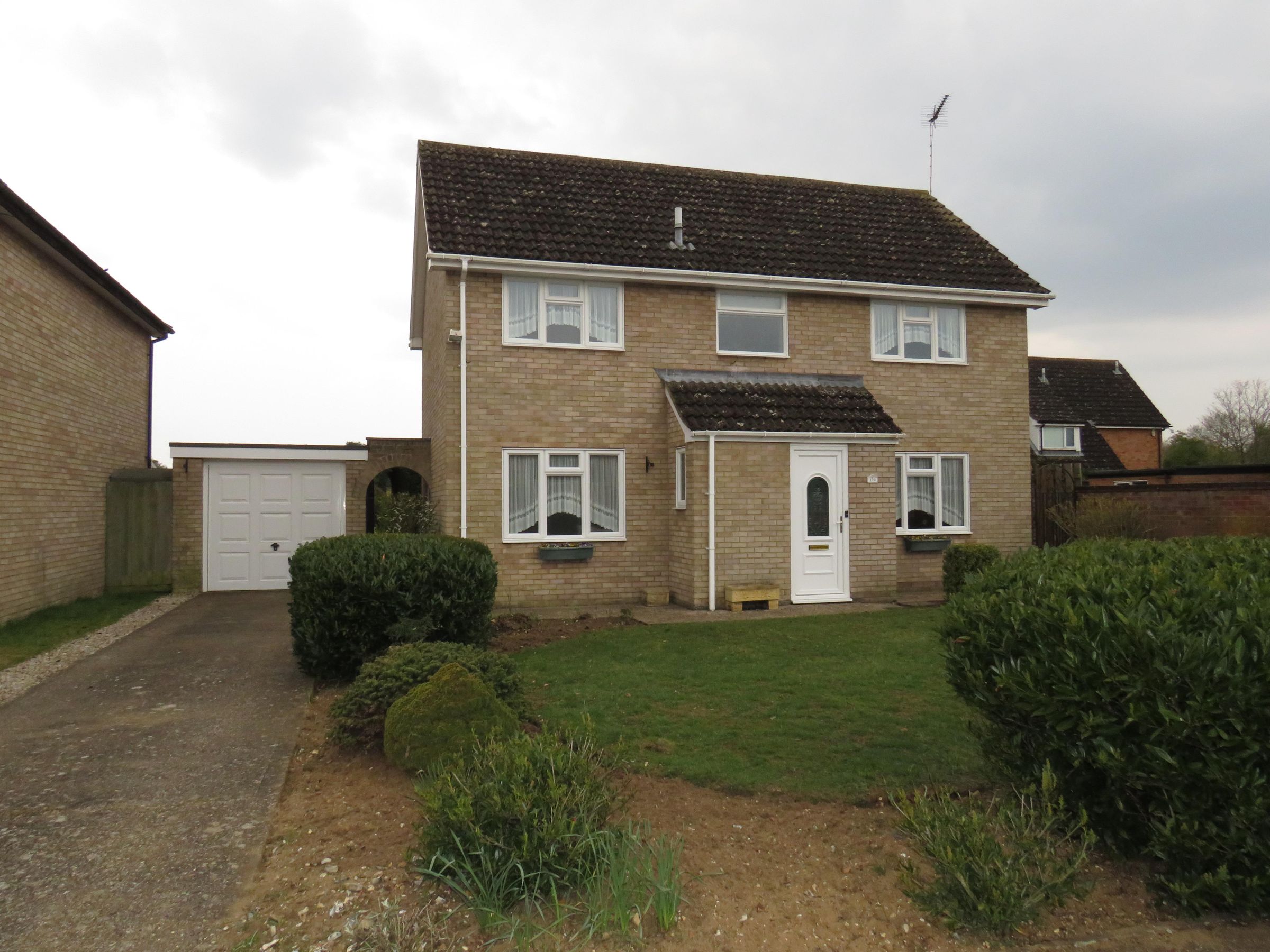 4 bed property to rent in Nunnery Drive, Thetford IP24 Zoopla