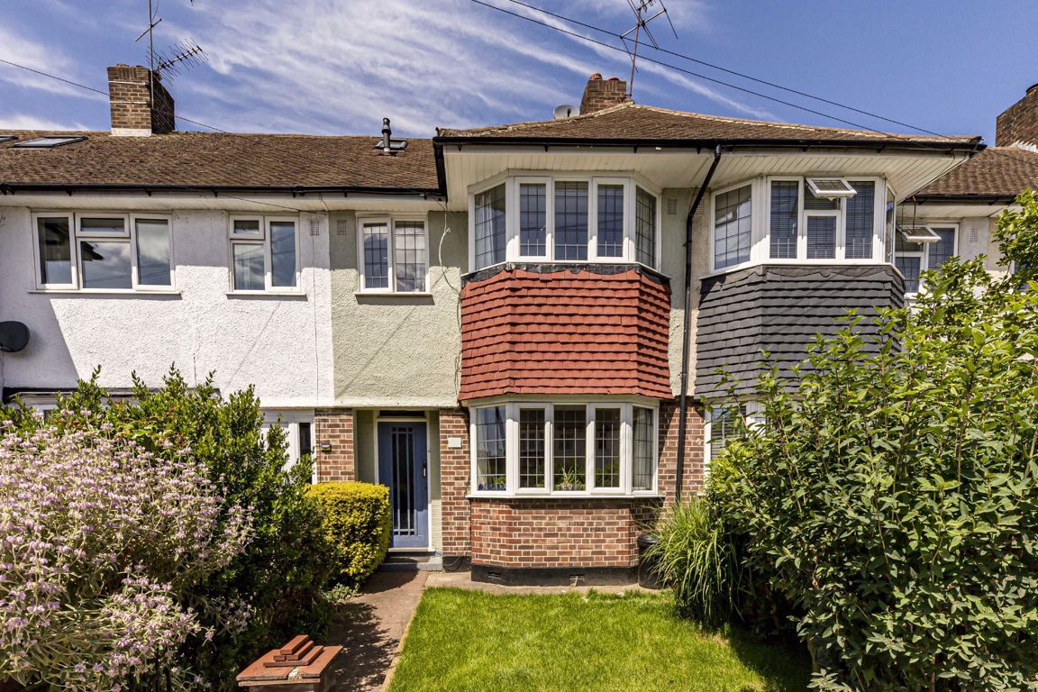 4 bed terraced house for sale in Devon Avenue, Twickenham TW2 Zoopla