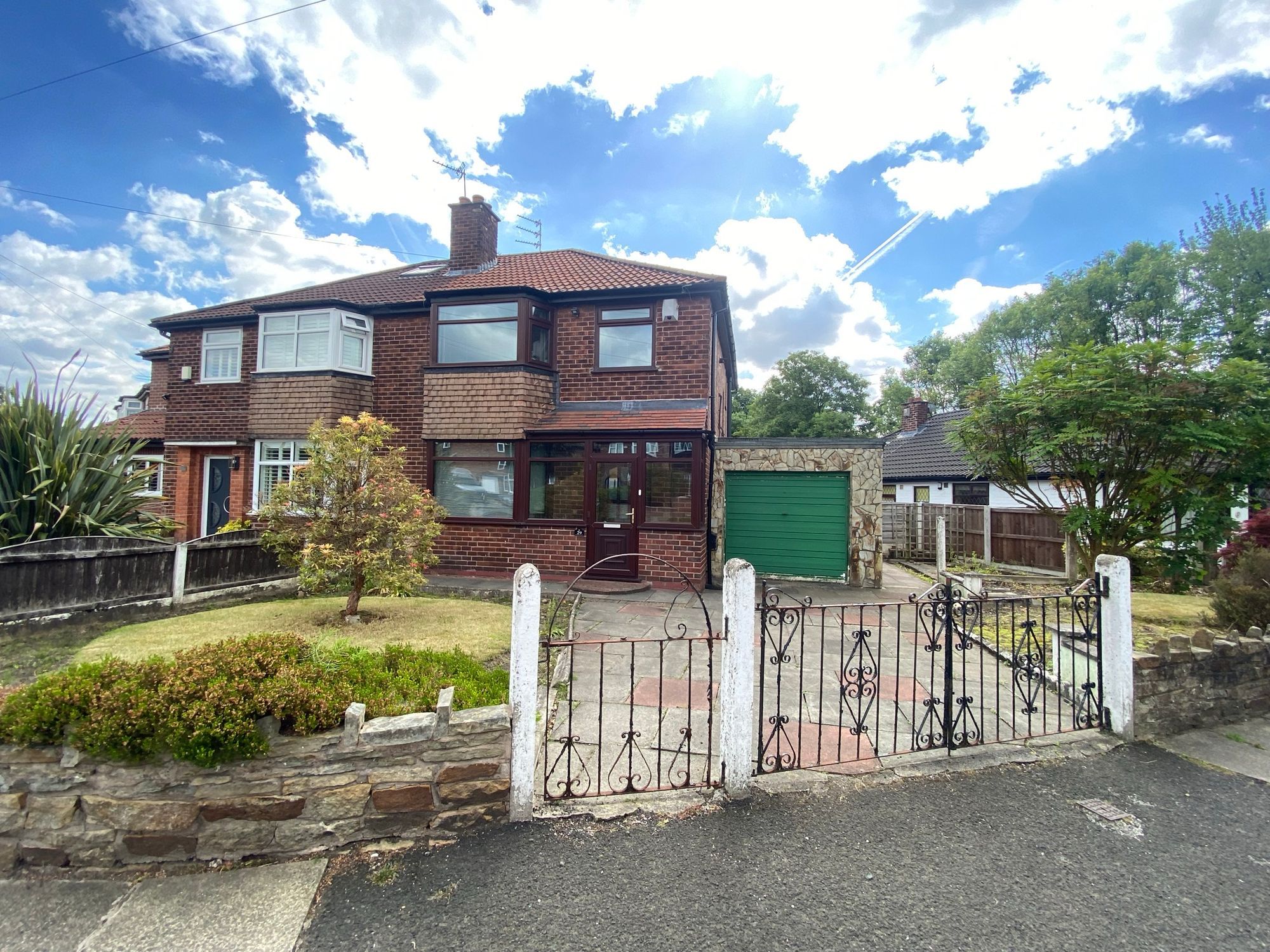 3 bed property for sale in Edenfield Lane, Worsley M28 Zoopla