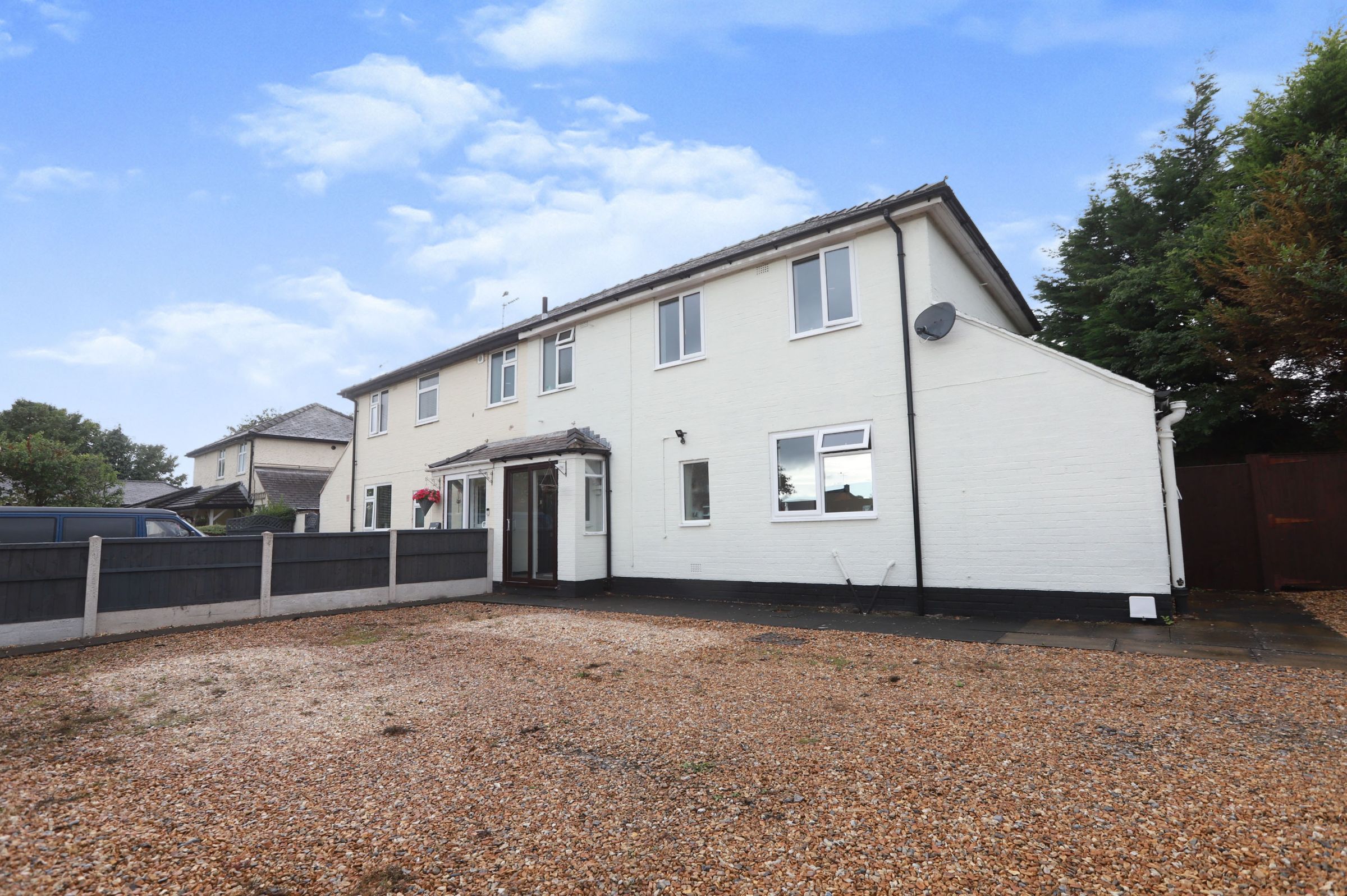 3 bed semidetached house for sale in BrynYGlyn, Wrexham LL11 Zoopla