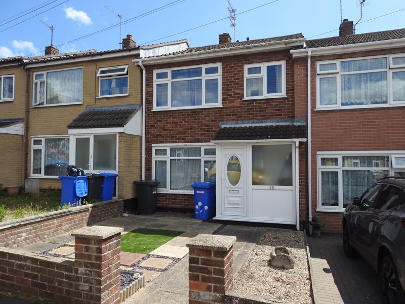 3 bed terraced house to rent in York Road, Lowestoft NR32 Zoopla