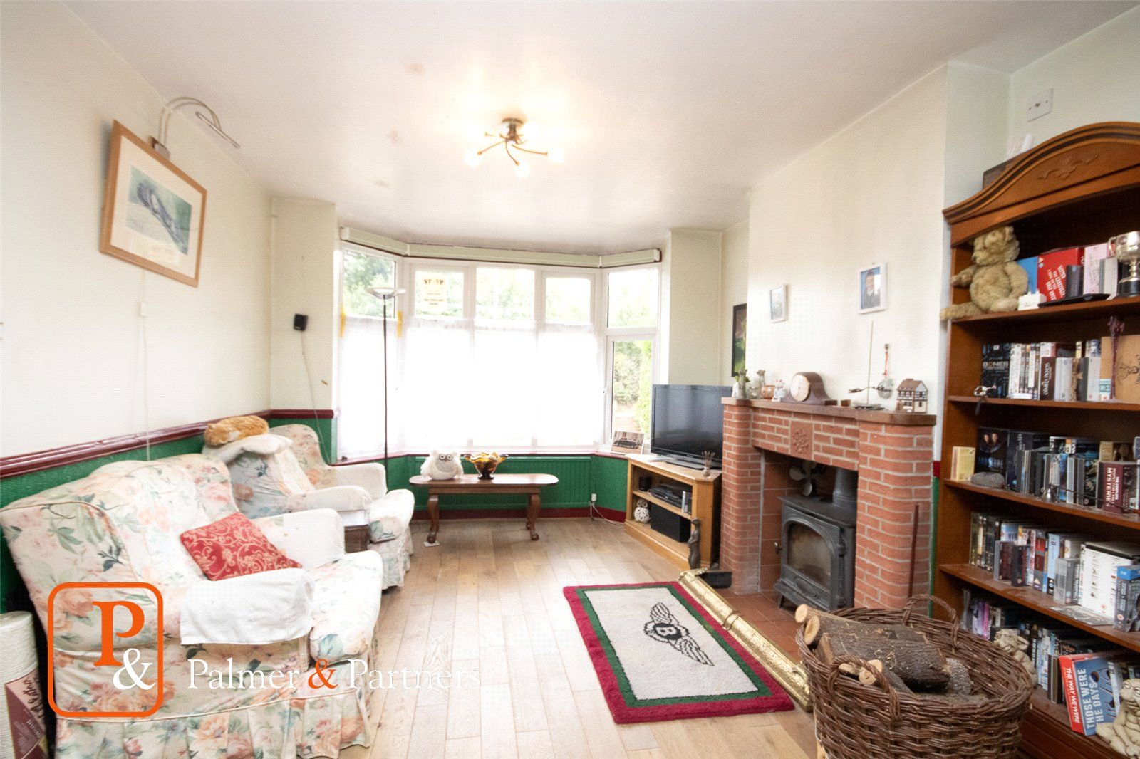 3 bed semidetached house for sale in Mersea Road, Colchester, Essex