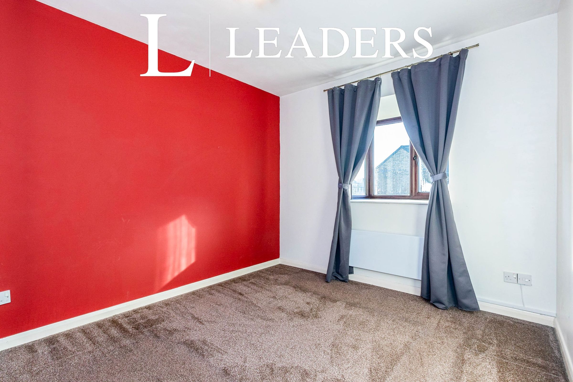 2 bed flat to rent in Bond Road, Tolworth, Surbiton KT6 Zoopla