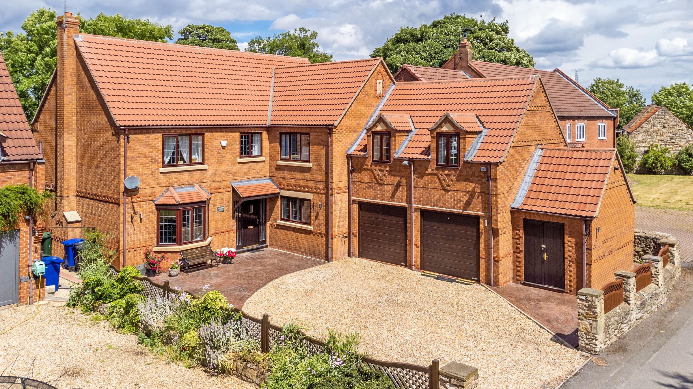 5 bed detached house for sale in Mill Lane, Adwick Le Street, Doncaster DN6 Zoopla