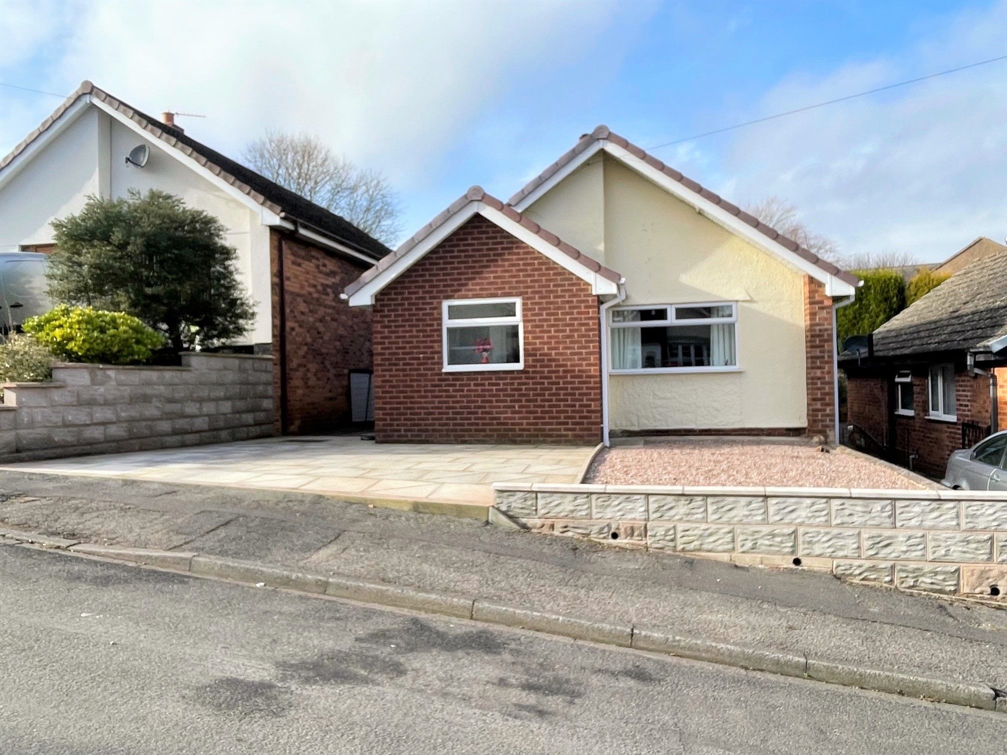 3 bed detached bungalow for sale in Swan Close, Talke Stoke On Trent
