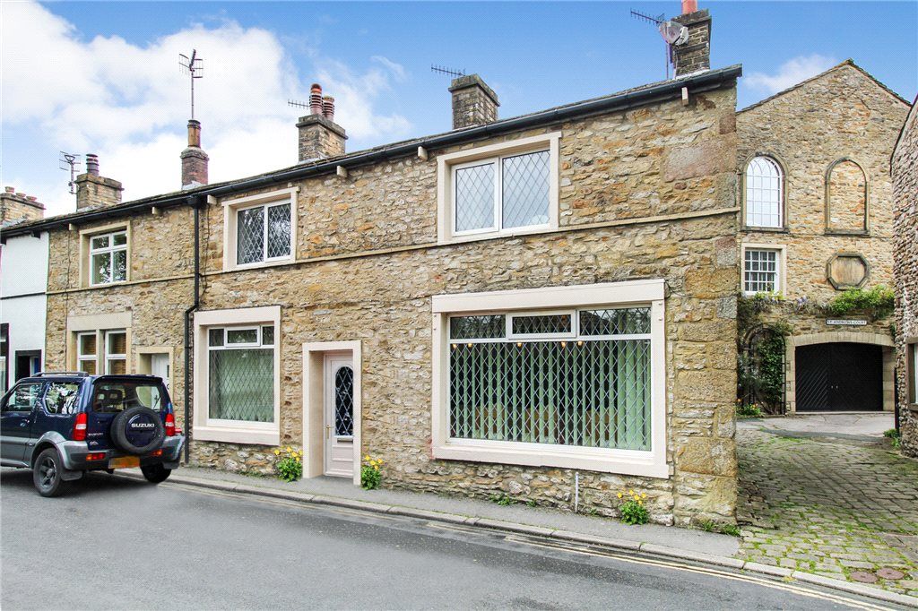 3 bed terraced house for sale in South Street, Gargrave, Skipton, North