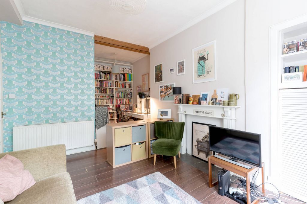 73/8 Angle Park Terrace Edinburgh EH11  