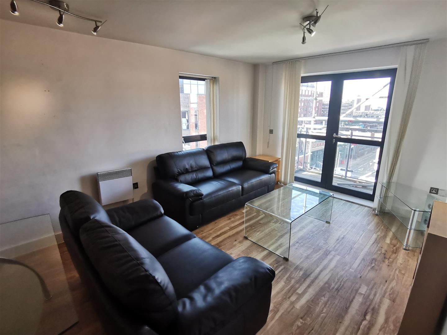 2 bed flat to rent in Chapel Street, Salford M3 Zoopla