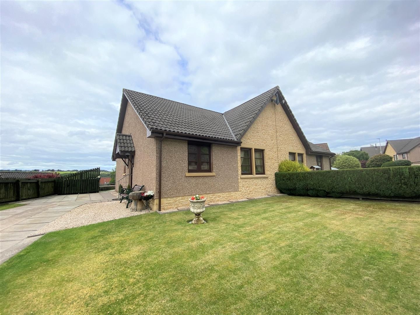 2 bed semidetached bungalow for sale in Linn Brae, Aberlour AB38 Zoopla