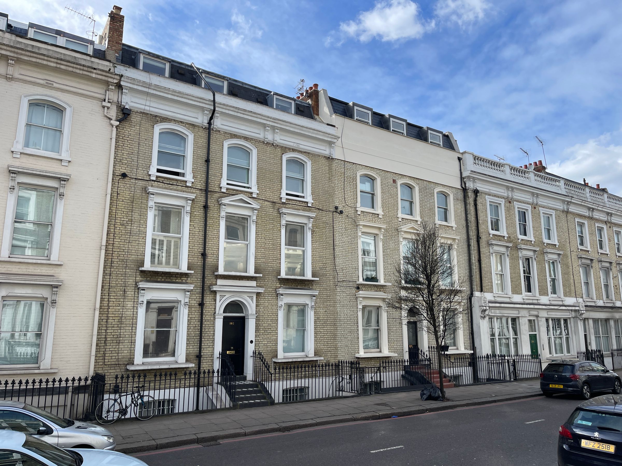 2 bed flat to rent in Finborough Road, West Brompton, Earls Court SW10