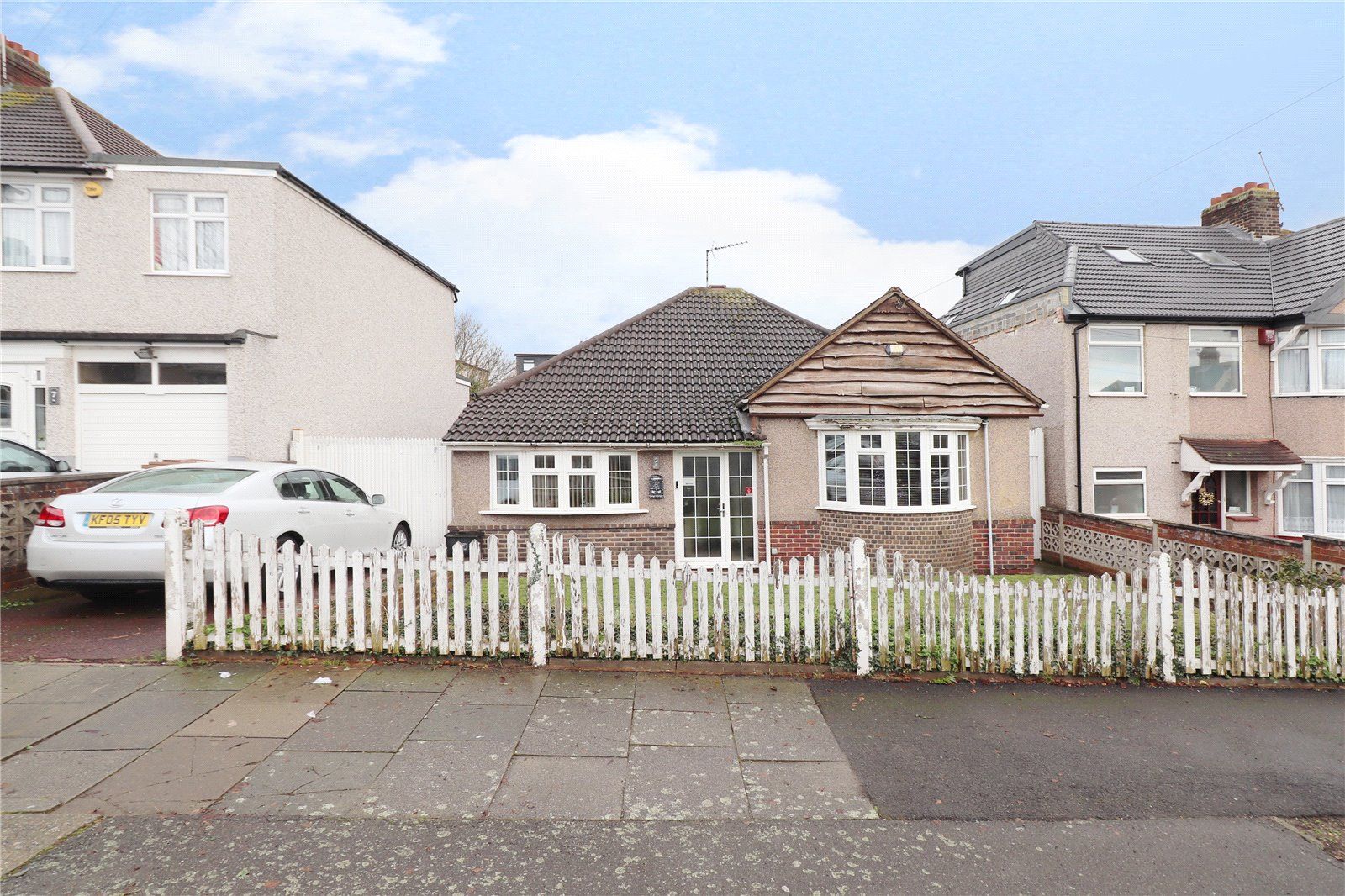 2 bed bungalow for sale in Buckingham Avenue, South Welling, Kent DA16