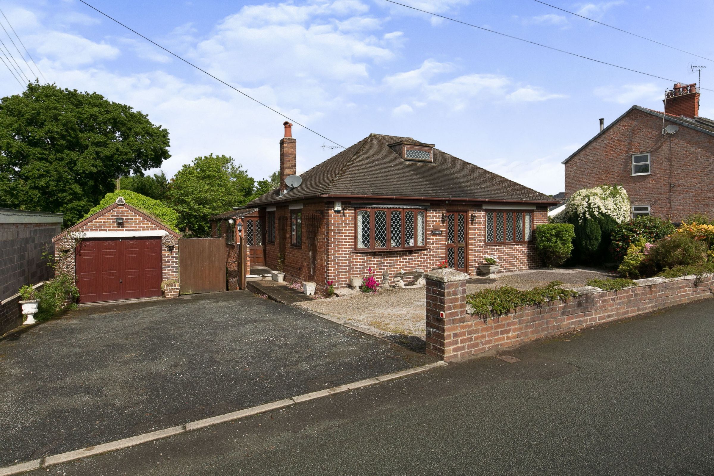 3 bed bungalow for sale in Little Mountain Road, Buckley, Flintshire