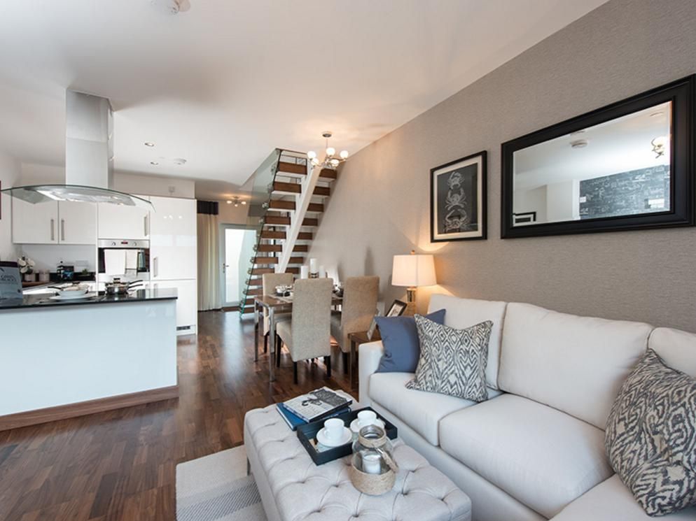 Flamsteed Close, Grand Central, Cambridge CB1  