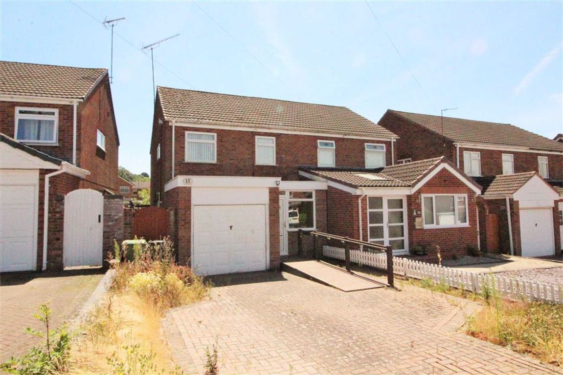3 bed semidetached house for sale in Alderdale Avenue, Northway