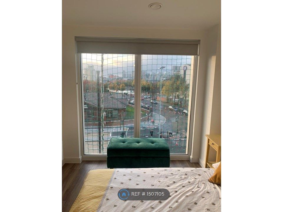 2 bed flat to rent in Trafford Rd, Salford M5 Zoopla