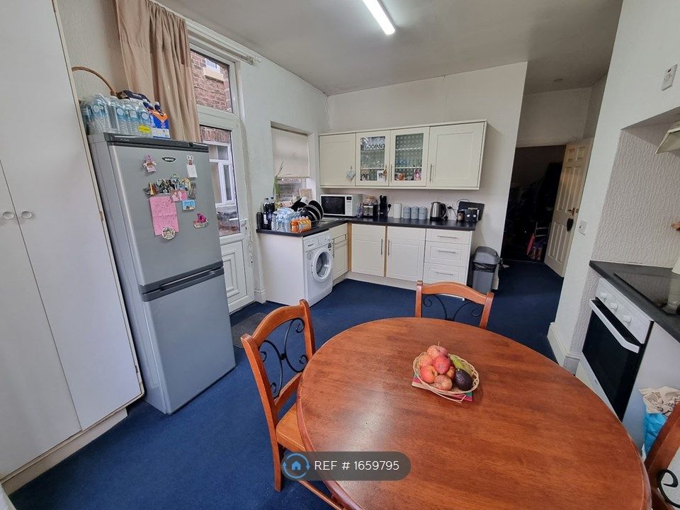 1 bed flat to rent in Barton Road, Stretford, Manchester M32 Zoopla