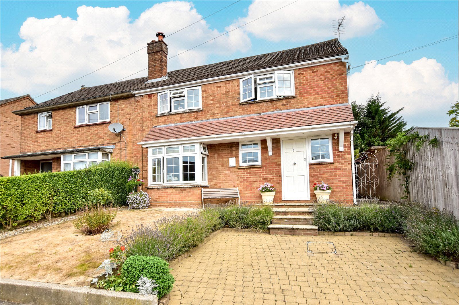 4 bed semidetached house for sale in Chiltern Drive, Rickmansworth